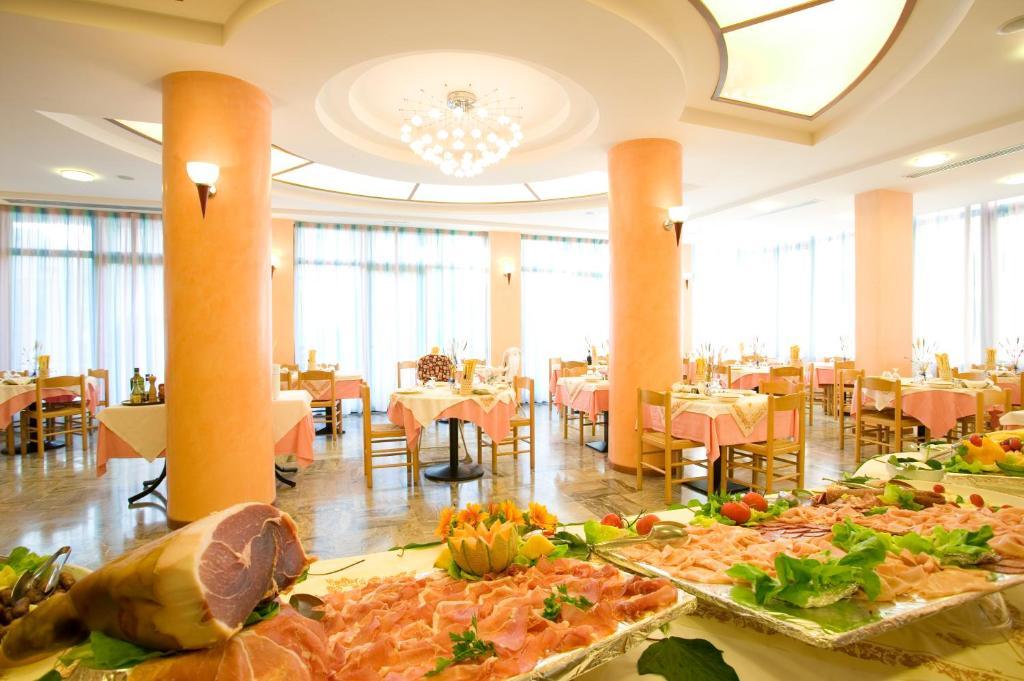 Hotel Costaverde Cesenatico Eksteriør bilde