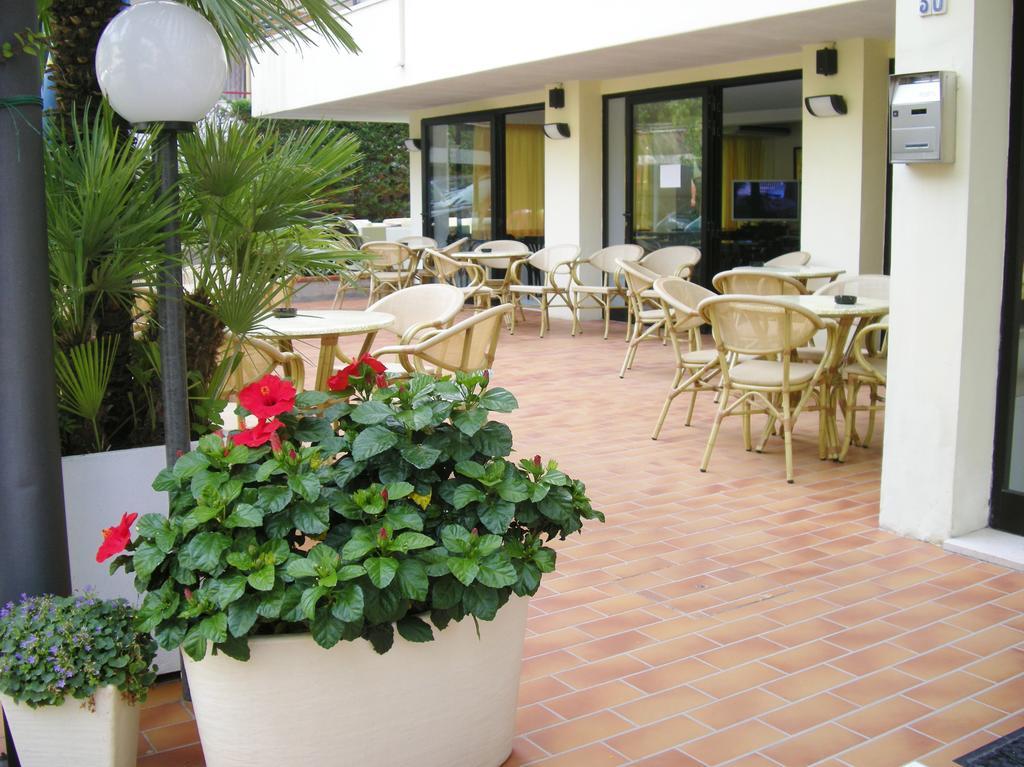 Hotel Costaverde Cesenatico Eksteriør bilde