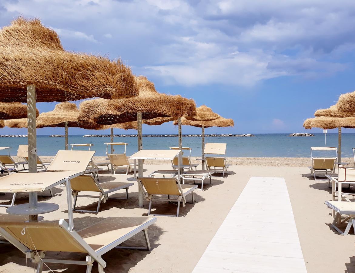 Hotel Costaverde Cesenatico Eksteriør bilde