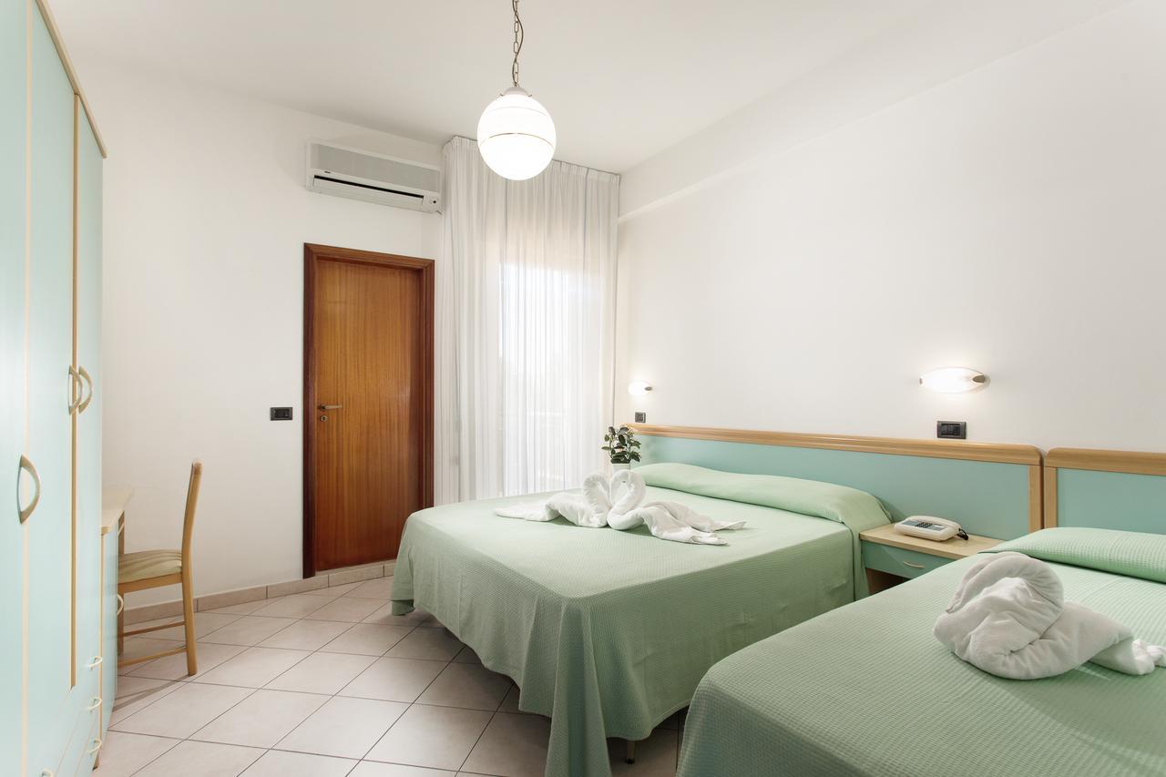 Hotel Costaverde Cesenatico Eksteriør bilde