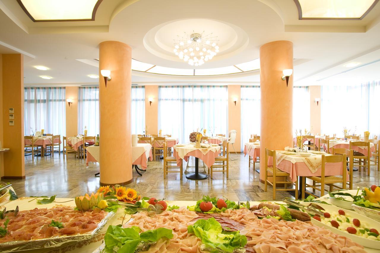 Hotel Costaverde Cesenatico Eksteriør bilde
